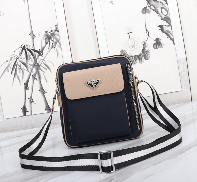 BOLSO MESSENGER PRADA