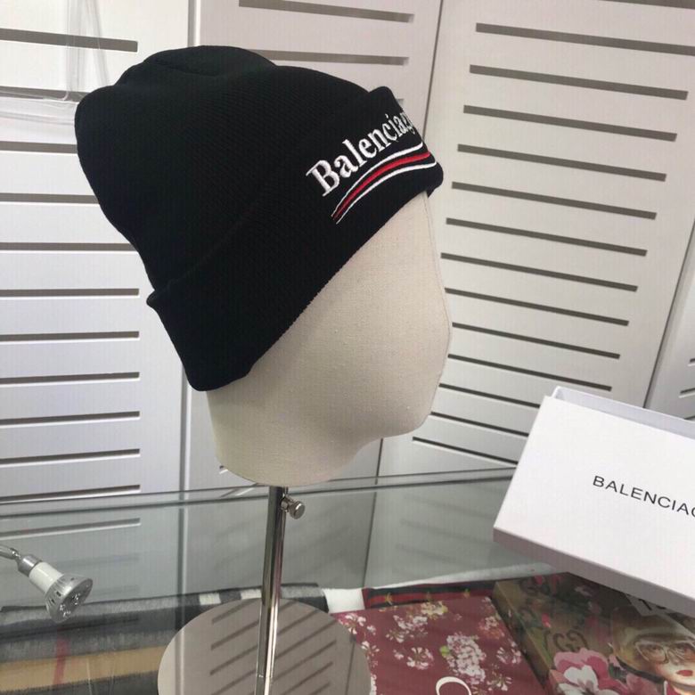 GORRO BALENCIAGA