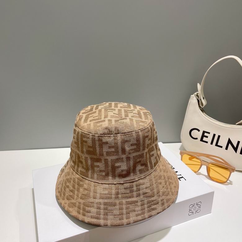 SOMBRERO FENDI