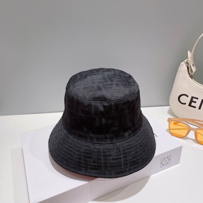 SOMBRERO FENDI